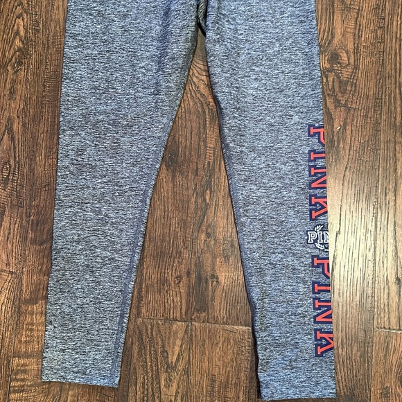 PINK Victoria’s Secret ultimate leggings - Picture 3 of 6